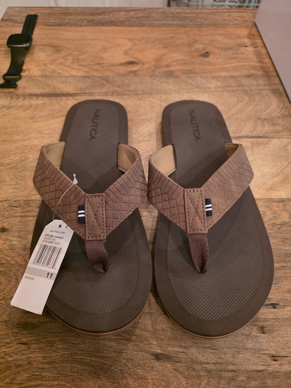 Nautica Men's Brown and Dark Brown Textured Flip Flops